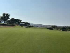 Kukio 14th Approach